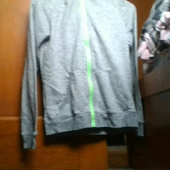 zipper jacket - Picture 2 of 3